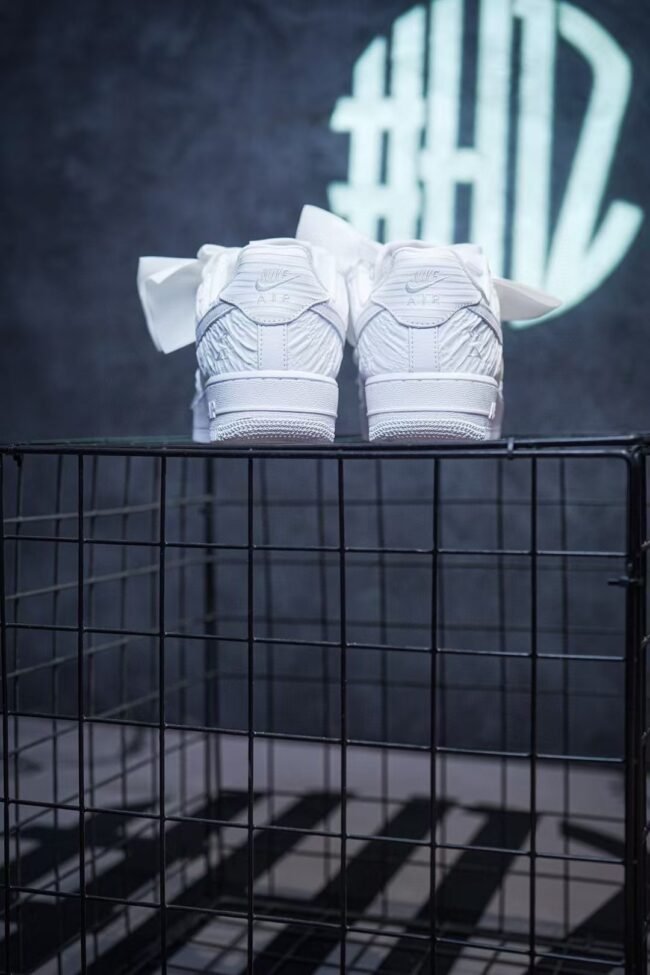 Nike Air Force 1 Low WMNS "WHITE BOW – Image 8