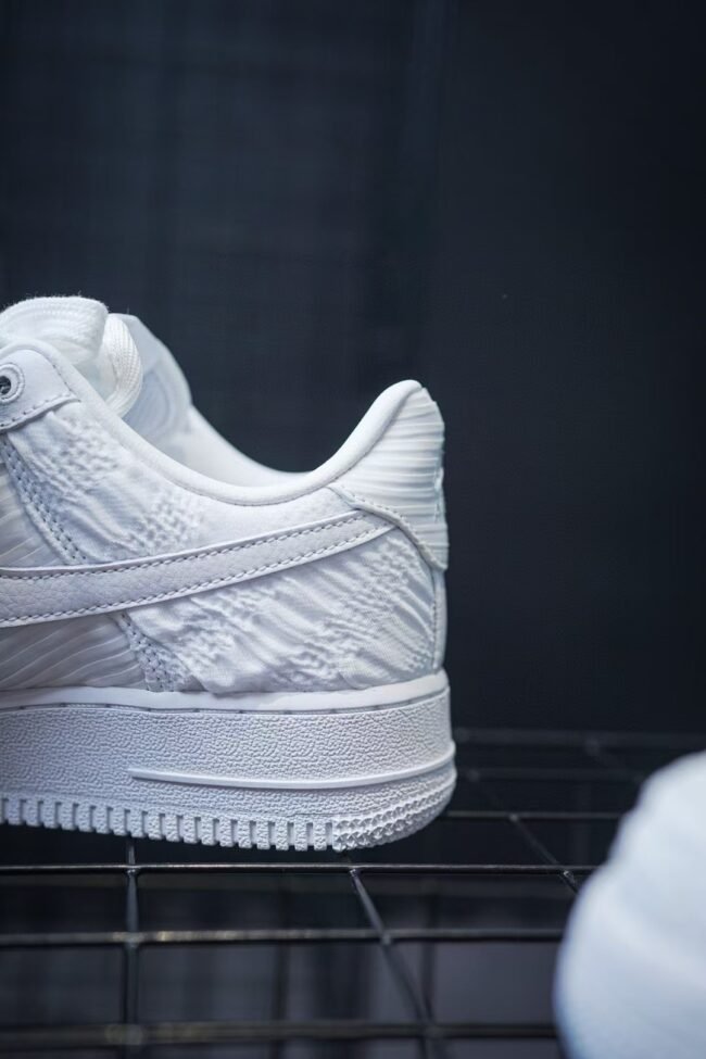 Nike Air Force 1 Low WMNS "WHITE BOW – Image 5