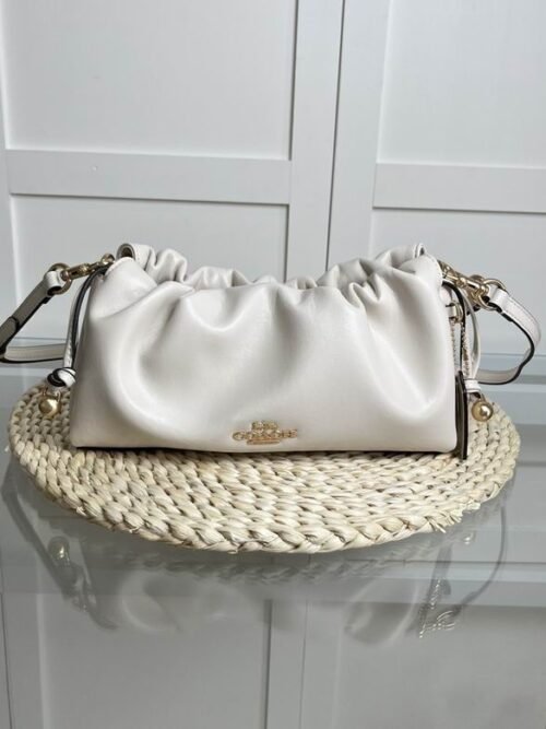 Coach Pillow Madison,