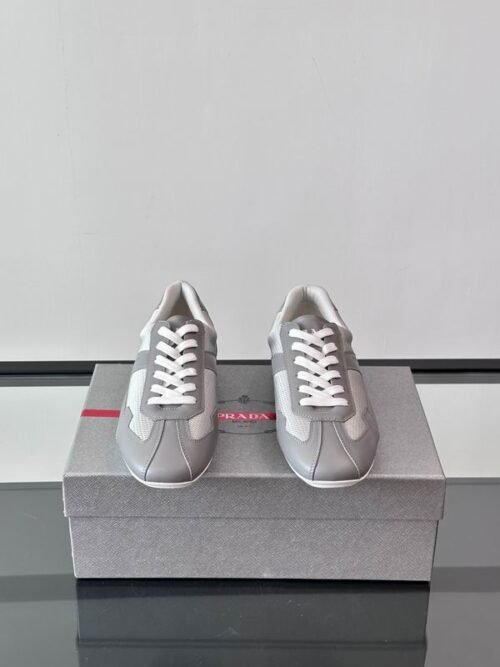 Sneakers PRADA Sport – Gris clair & blanc
