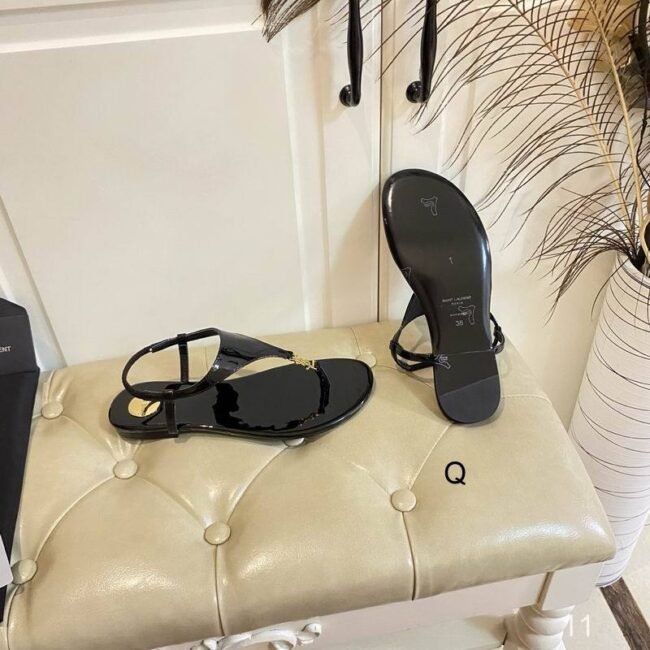 Sandales Saint Laurent Cassandra T-Strap Vernies – Image 5