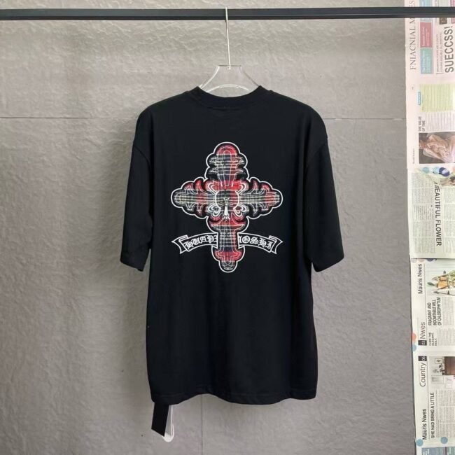 T-Shirt Chrome Hearts – Croix Gothique Brodée – Image 3