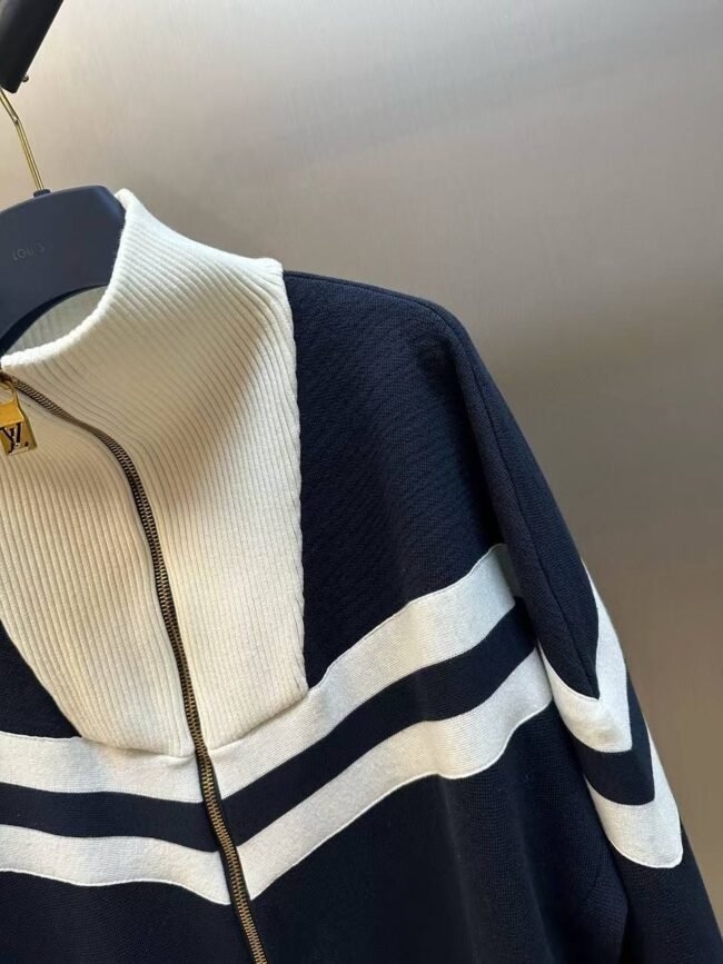 Veste Louis Vuitton – Sport Chic à Col Montant – Image 2