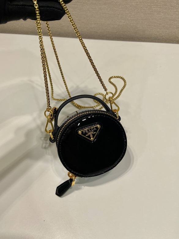Mini sac rond en cuir Prada