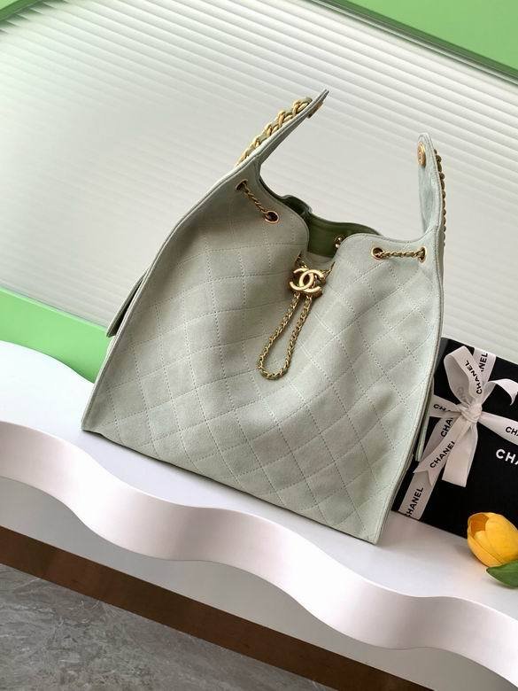 Chanel Gabrielle Grand Sac Seau en Suède