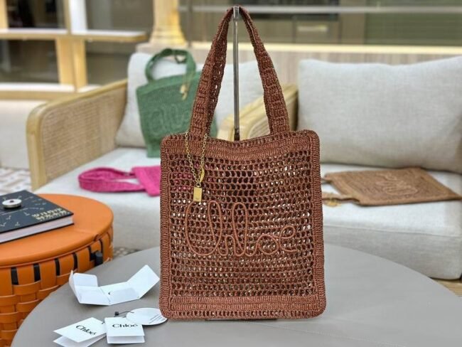 Chloé Woody Small Tote Raphia