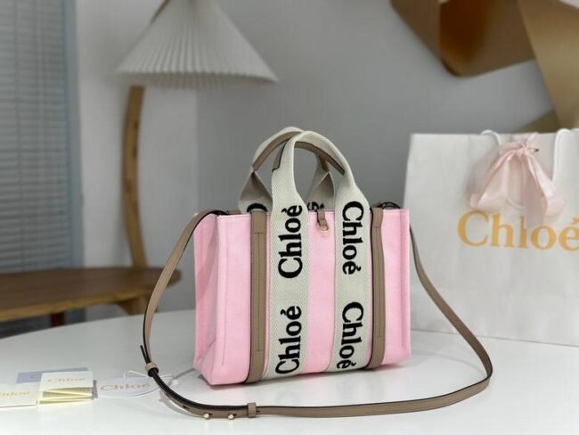  Chloé Woody Small Tote Bag